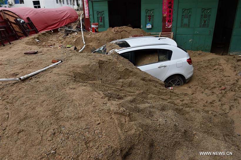 Tuf?o Nepartak deixa seis mortos e oito desaparecidos no leste da China