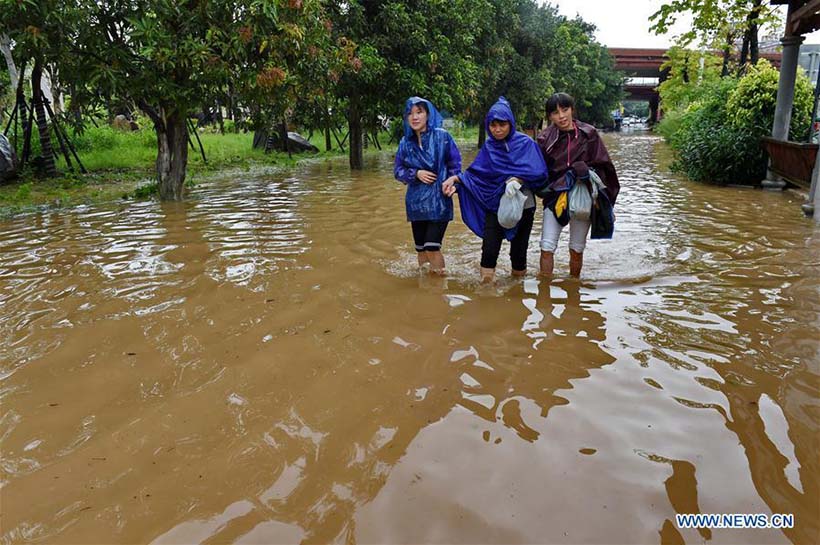 Tuf?o Nepartak deixa seis mortos e oito desaparecidos no leste da China