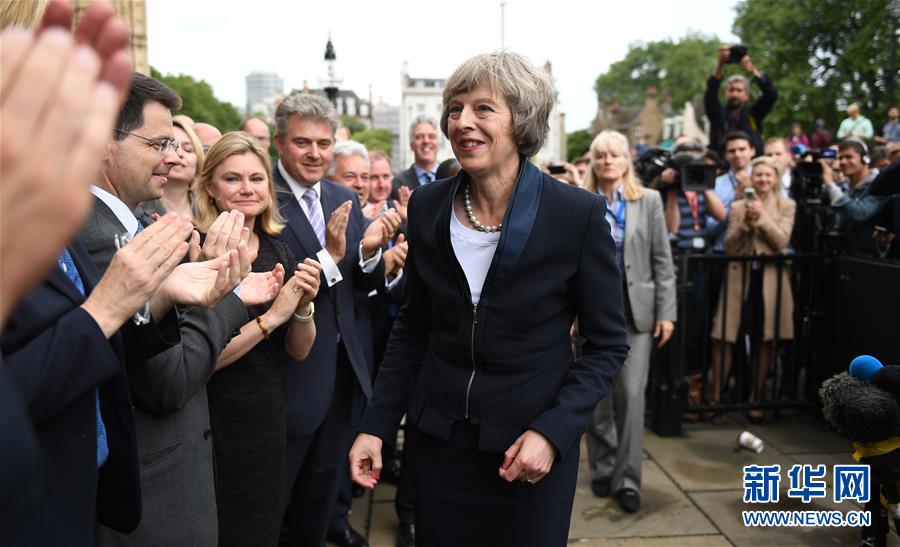 Theresa May irá liderar o Reino Unido como segunda primeira-ministra na história britanica