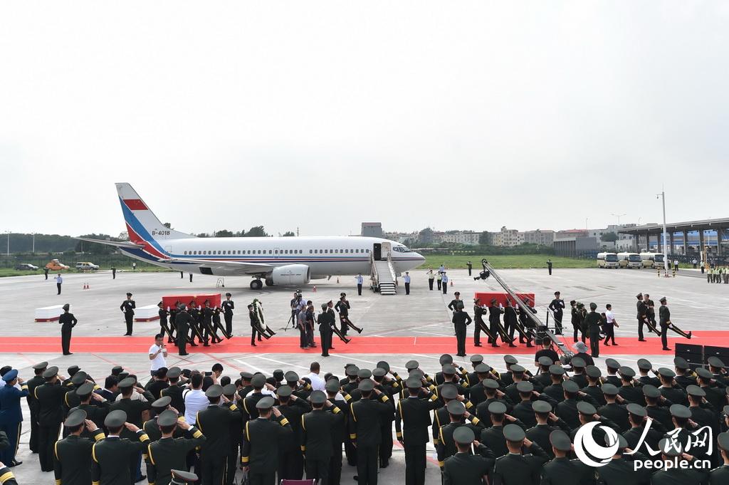 Restos mortais de dois soldados chineses da ONU mortos no Sud?o do Sul transladados para a China