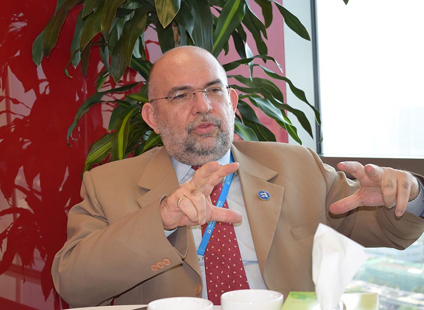 Portal Vermelho e Diário do Povo assinam acordo de coopera??o em Pequim