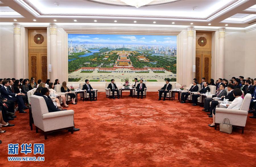 Vice-presidente da China sublinha papel dos jovens em crescimento econ?mico global