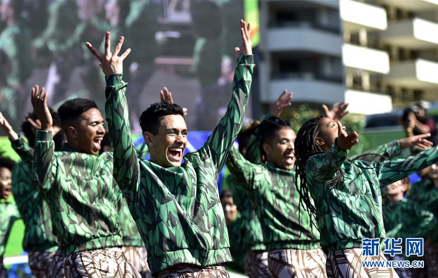 Vila Olímpica realiza cerim?nia de hasteamento das bandeiras