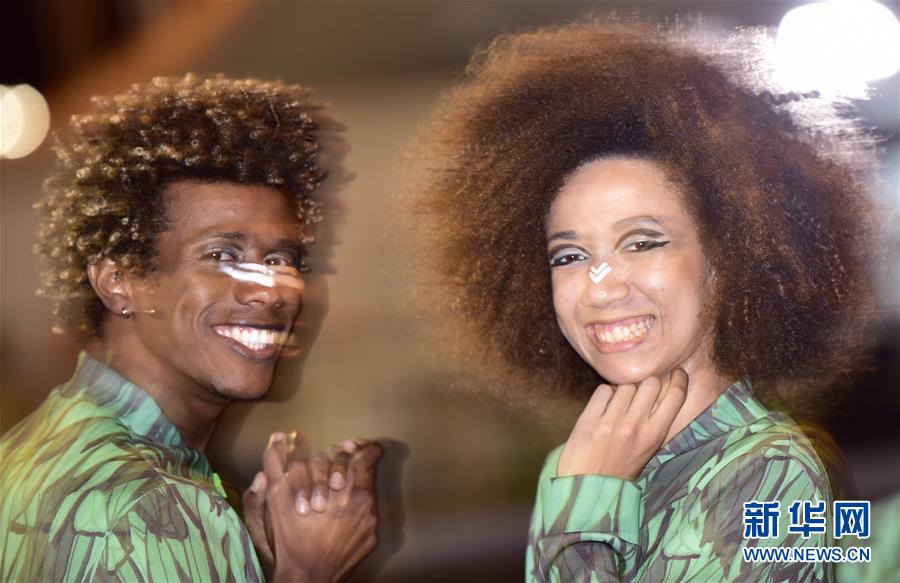 Vila Olímpica realiza cerim?nia de hasteamento das bandeiras