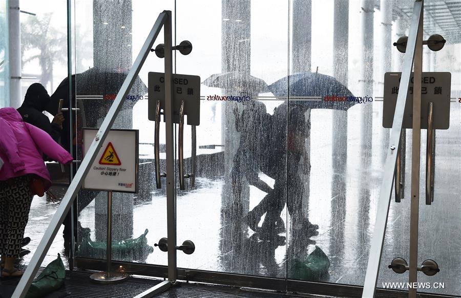 Tuf?o Nida continua a afetar sul da China