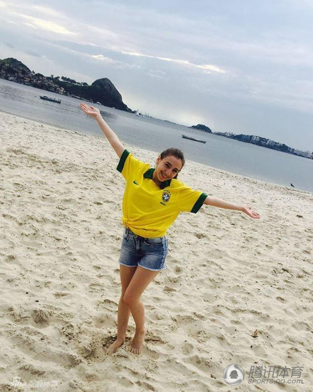 Brasileira participa de programa da CCTV durante cerim?nia de abertura dos Jogos Olímpicos