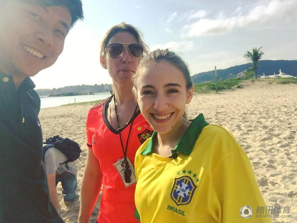 Brasileira participa de programa da CCTV durante cerim?nia de abertura dos Jogos Olímpicos