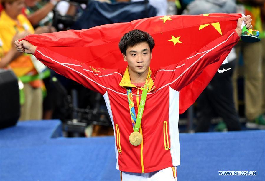 Rio 2016: Cao Yuan vence medalha de ouro no trampolim de 3m masculino