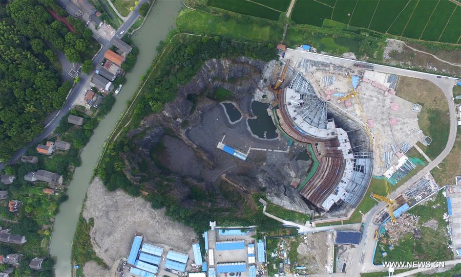 Hotel subterraneo em constru??o em Shanghai