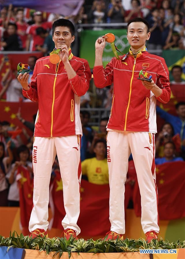 Rio 2016: China leva ouro nas duplas masculinas de badminton