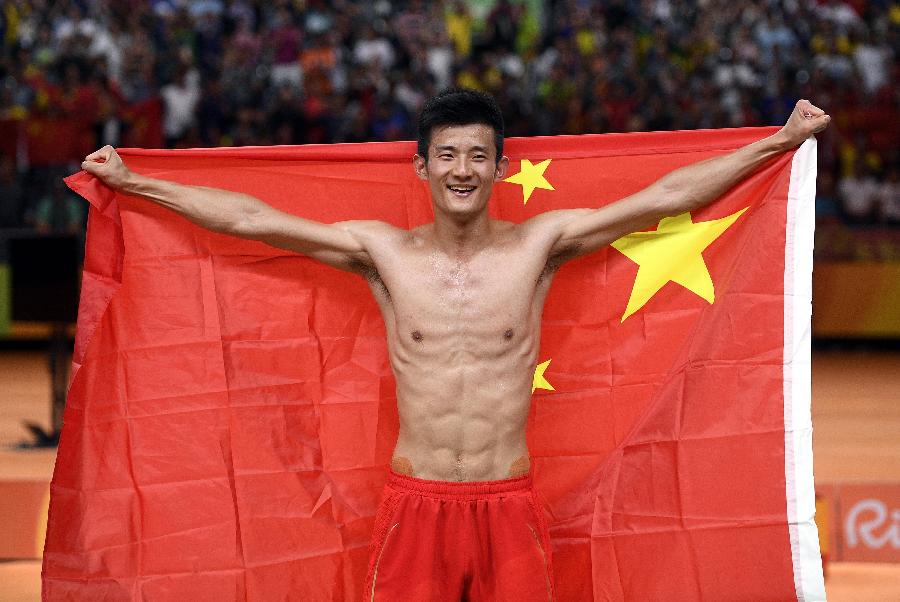 Chen Long consagra-se campe?o olímpico de badminton no Rio 2016