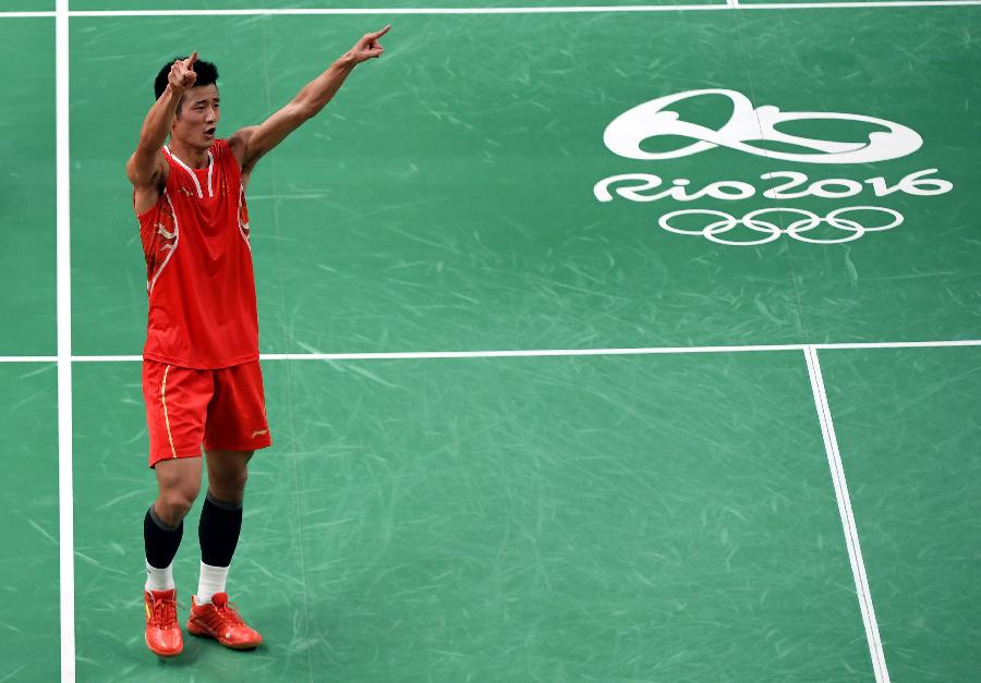 Chen Long consagra-se campe?o olímpico de badminton no Rio 2016