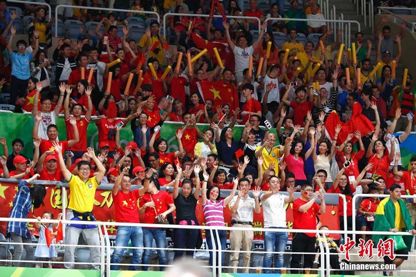 China vence Sérvia e conquista ouro olímpico no voleibol feminino