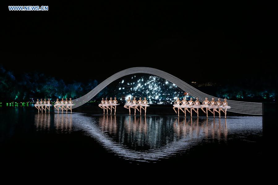 China dá as boas-vindas aos líderes do G20 com cerim?nia de abertura no Lago do Oeste