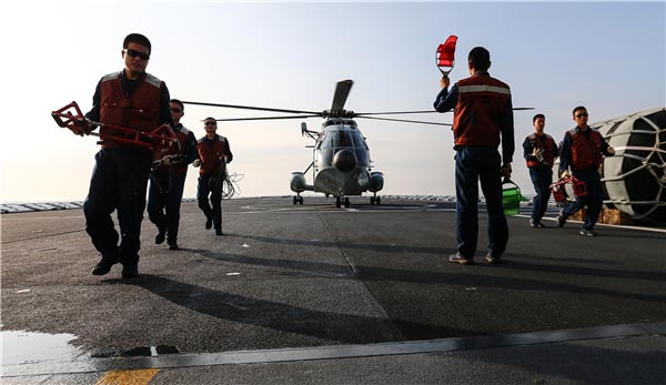 Exercício militar sino-russo termina com miss?o de ocupa??o de ilha
