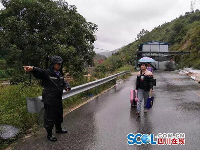 Chuvas fortes deixam 6 mortos e 11 desaparecidos em Sichuan