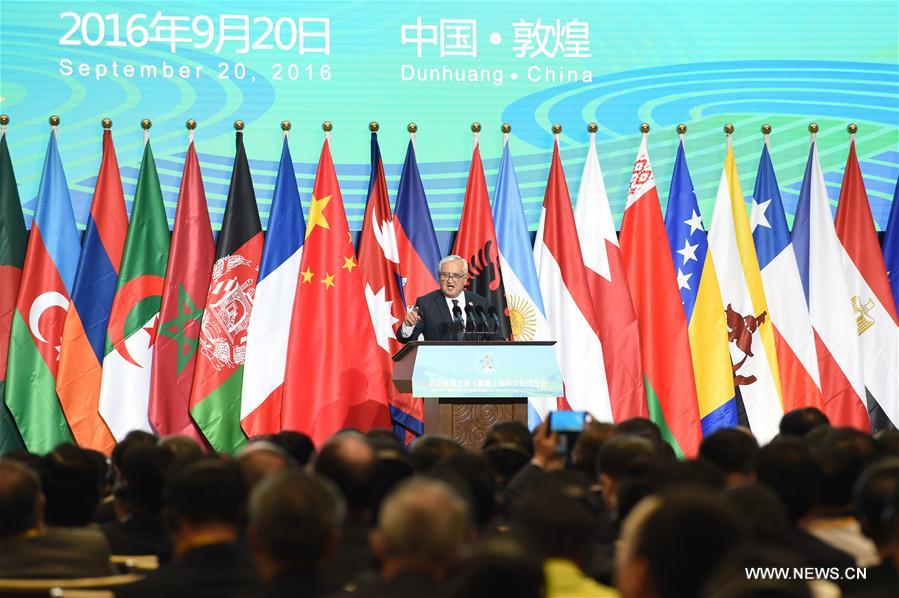 1a Exposi??o Cultural Internacional da Rota da Seda é realizada em Dunhuang