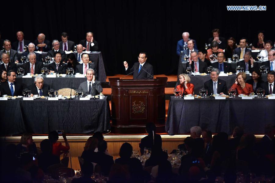 Economia chinesa é capaz de manter crescimento de médio a alto, diz premiê Li