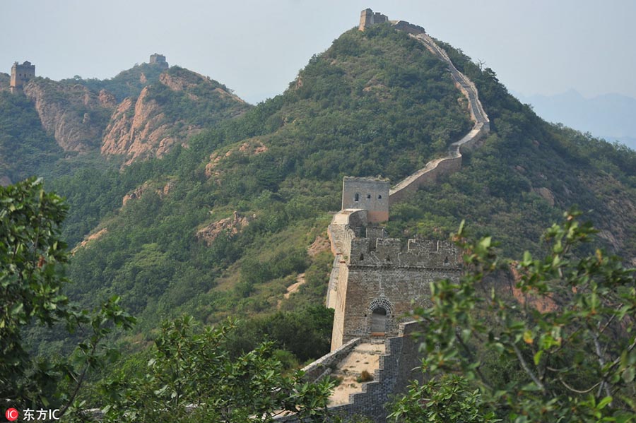Restaura??o polêmica com recurso a argamassa em trecho da Grande Muralha se torna viral na internet