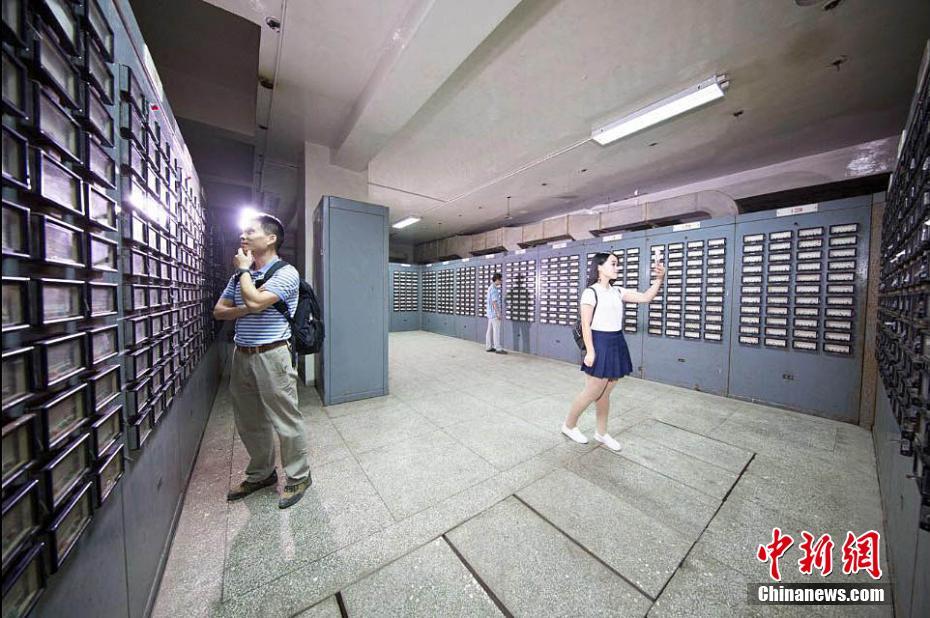 Local de produ??o subterraneo de armas nucleares recebe turistas após reforma em Chongqing