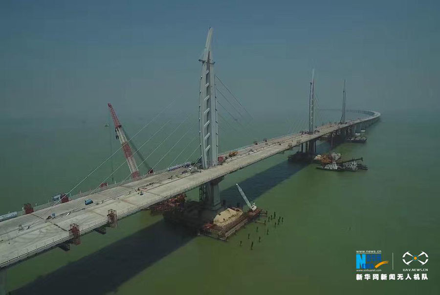 Maior ponte sobre mar no mundo dá mais um passo rumo à conclus?o