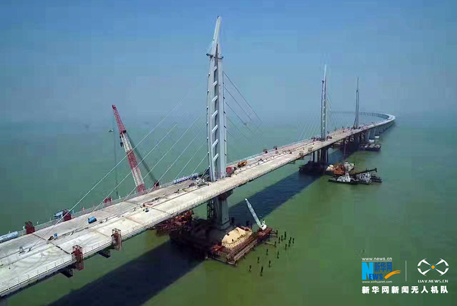 Maior ponte sobre mar no mundo dá mais um passo rumo à conclus?o