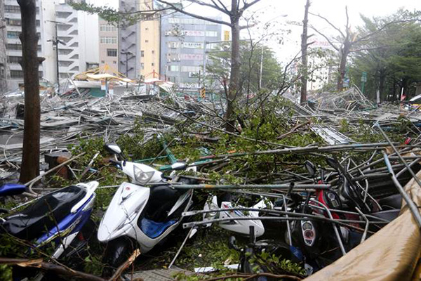 Tuf?o Megi deixa 4 mortos e 268 feridos em Taiwan