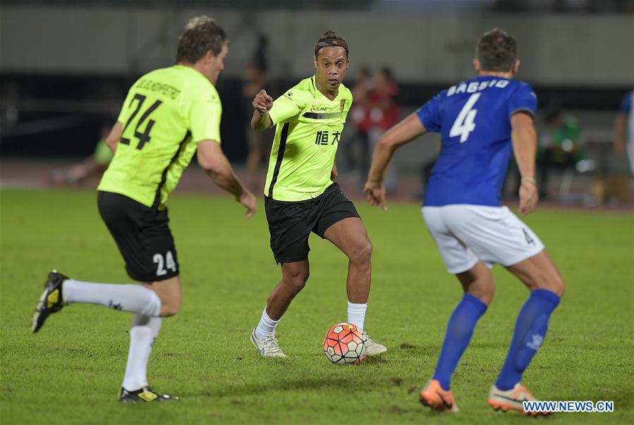 América do Sul vence Europa por 1-0 na Copa Evergrande All-Star