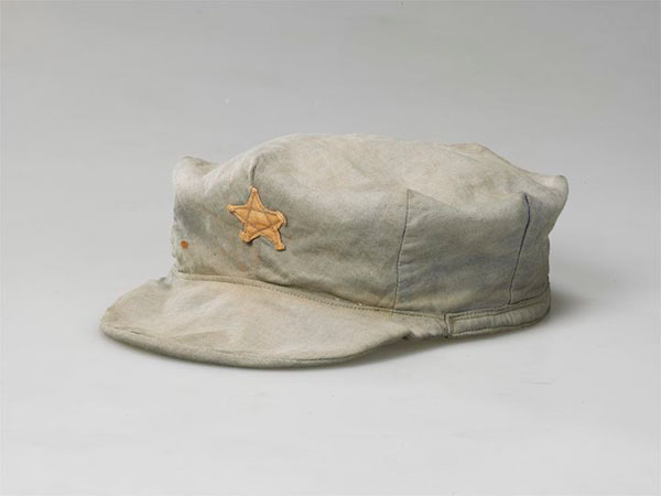 Objetos usados durante a Longa Marcha em exibi??o no Museu Nacional da China