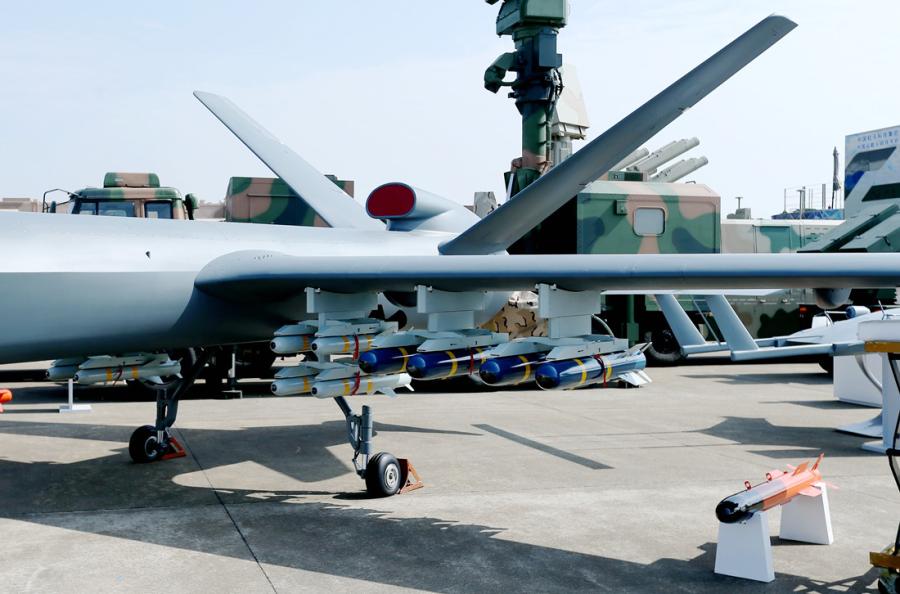 Armamentos sofisticados em destaque no Show Aéreo da China