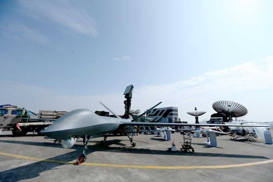 Armamentos sofisticados em destaque no Show Aéreo da China