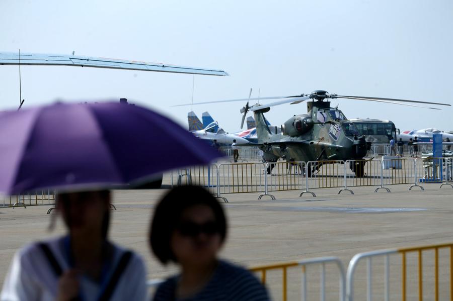 Armamentos sofisticados em destaque no Show Aéreo da China