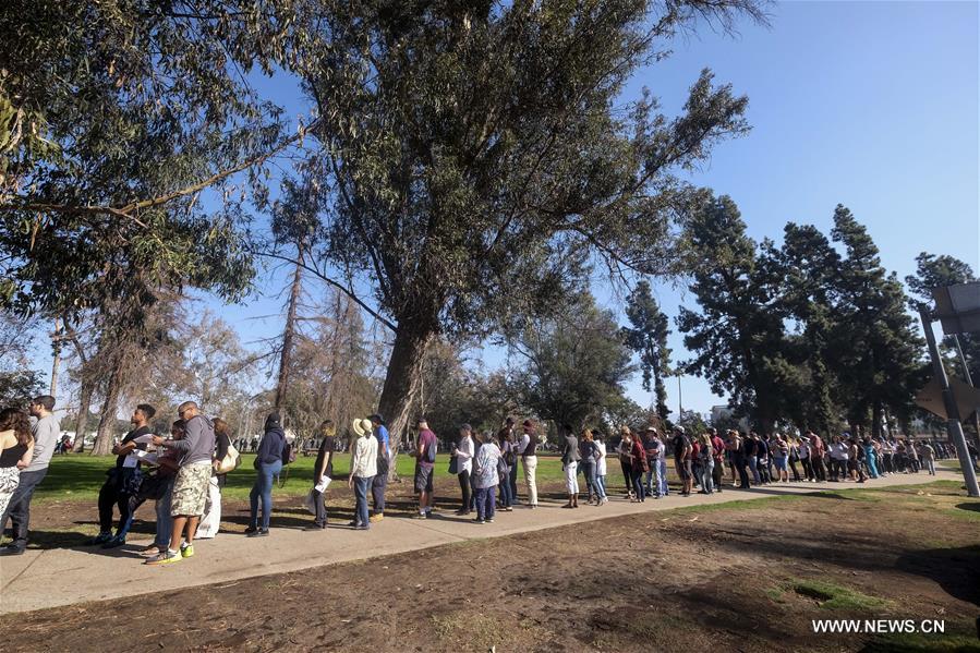 Elei??es dos EUA: Vota??es têm início em 37 estados