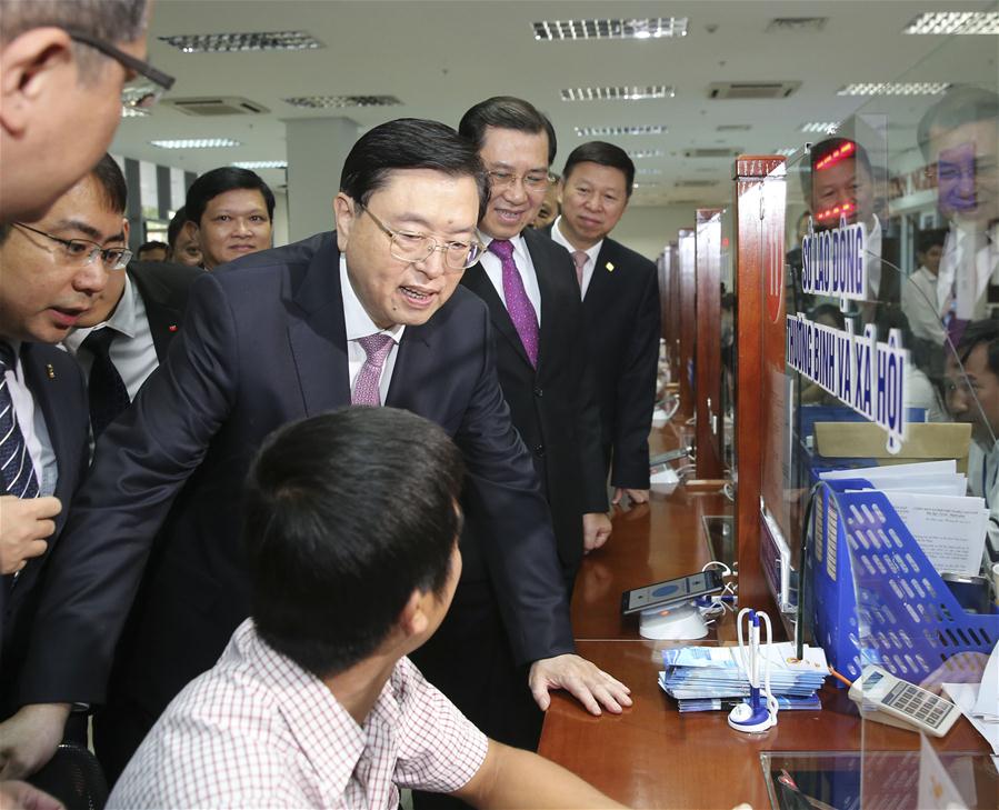 Altos líderes da China e Vietn? prometem impulsionar parceria de coopera??o estratégica integral