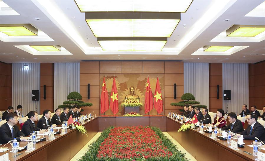 Altos líderes da China e Vietn? prometem impulsionar parceria de coopera??o estratégica integral