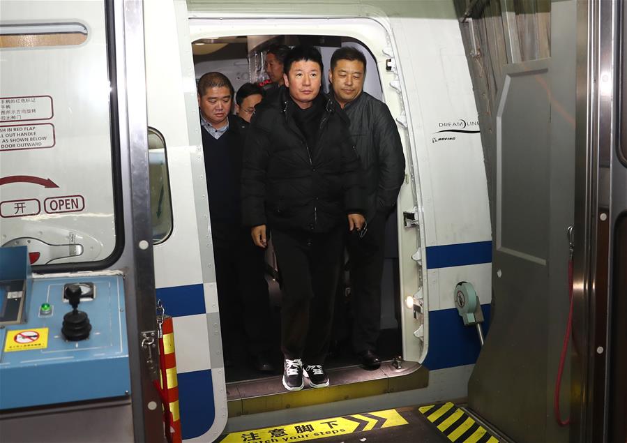 Fugitivo incluso em lista vermelha da Interpol regressa à China