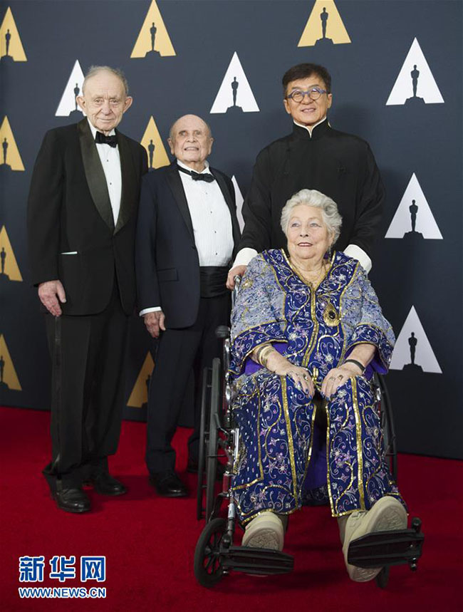 Ator chinês Jackie Chan vence Oscar Honorário