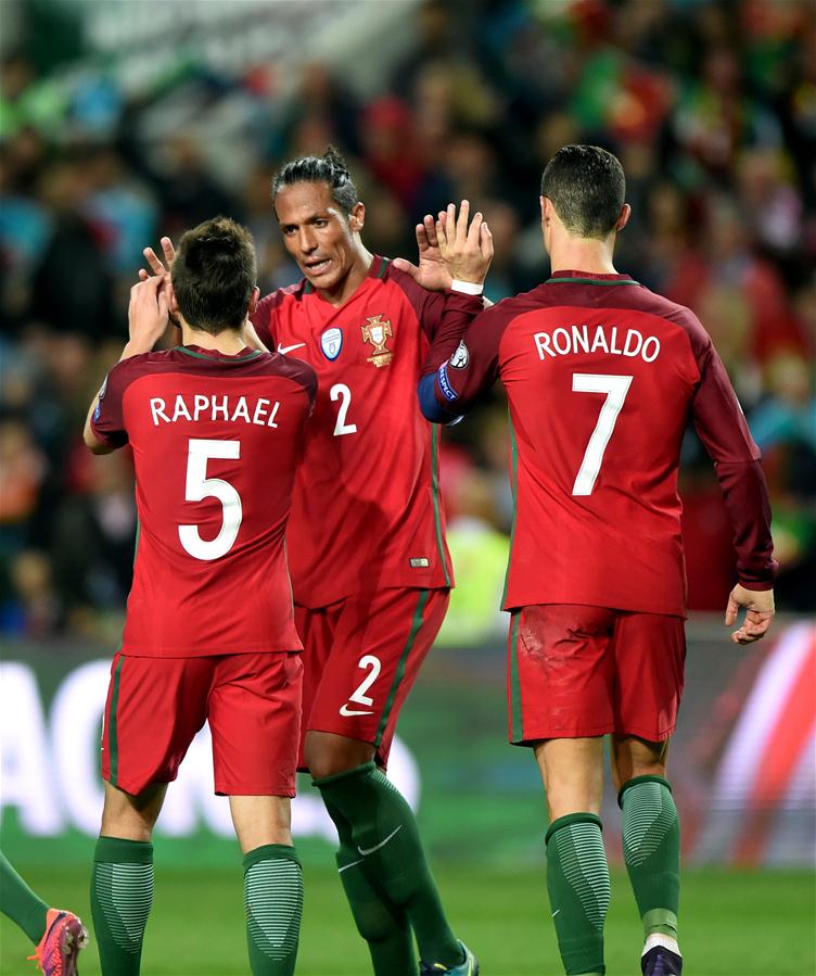 Eliminatórias para Copa do Mundo FIFA de 2018: Portugal vence Let?nia por 4 a 1