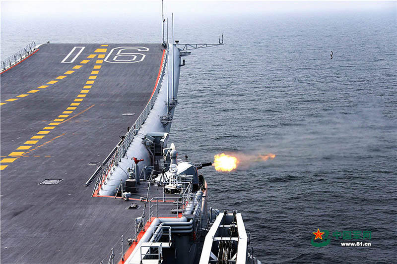 China publica fotos documentais dos treinos a bordo do porta-avi?es Liaoning