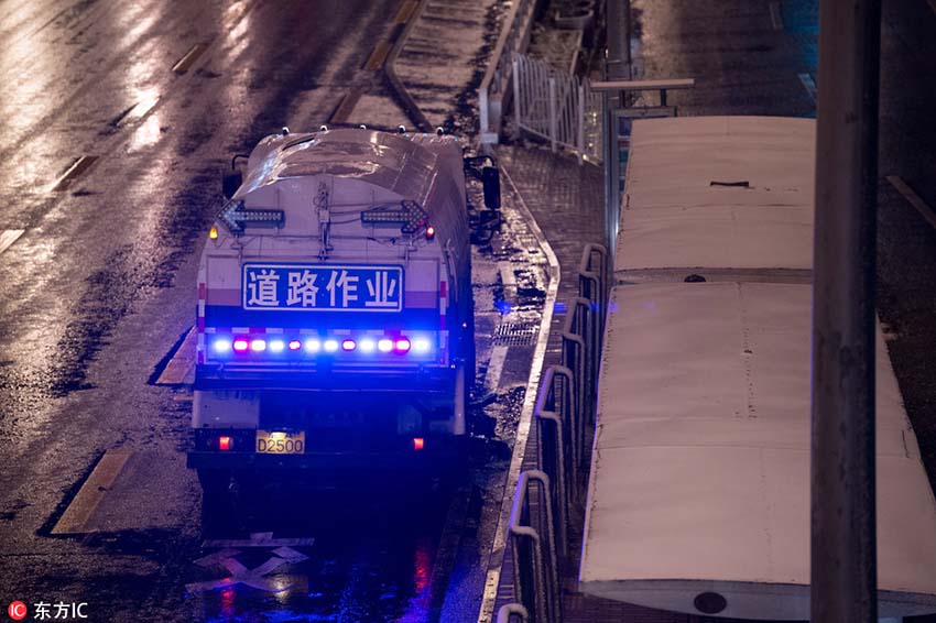 Beijing pintada de branco na primeira queda de neve do ano