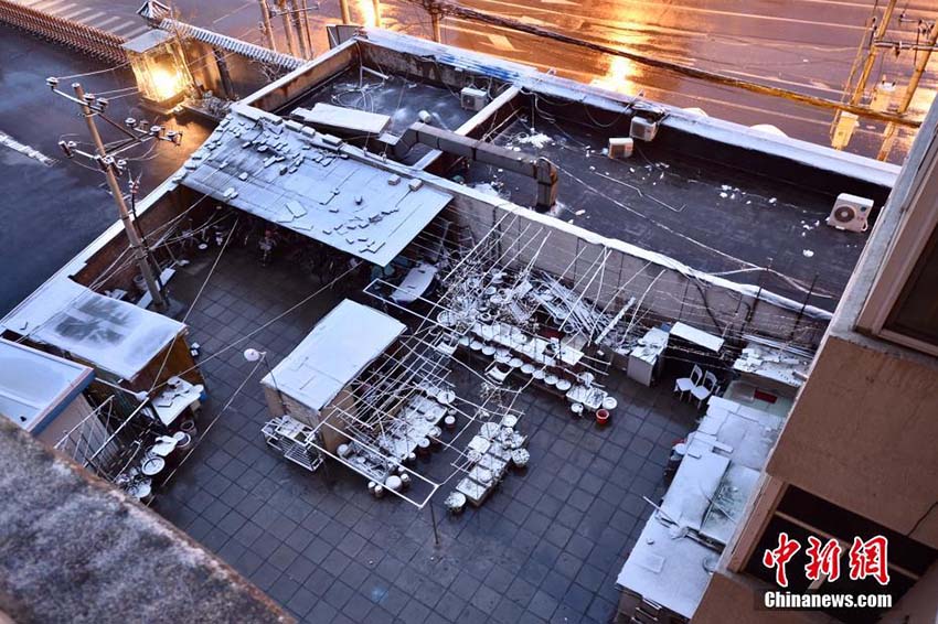 Beijing pintada de branco na primeira queda de neve do ano