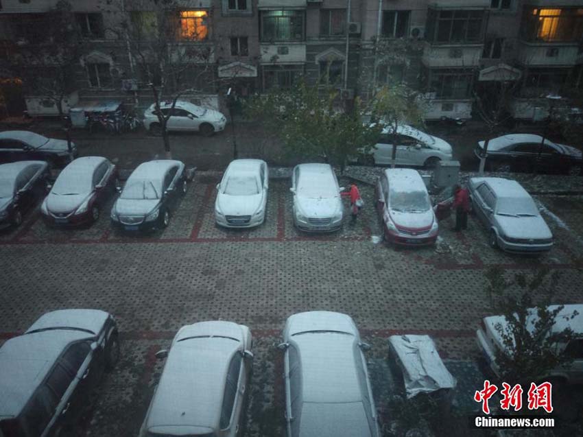 Beijing pintada de branco na primeira queda de neve do ano