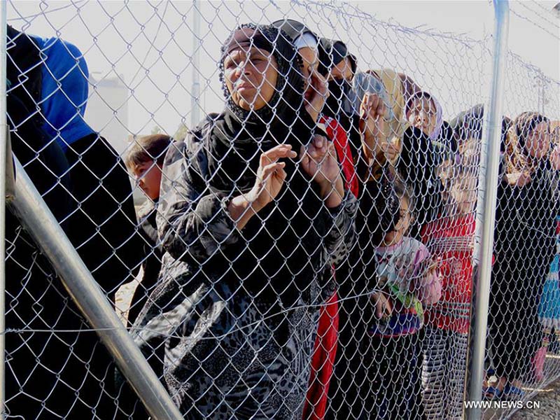 ONU: Mais de 68.500 pessoas deslocadas para opera??o militar de retoma de Mosul no Iraque