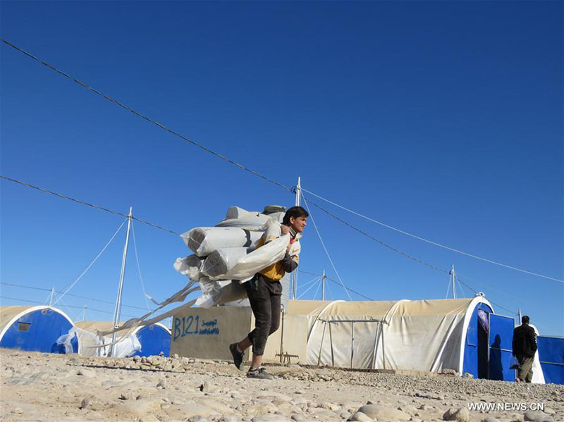 ONU: Mais de 68.500 pessoas deslocadas para opera??o militar de retoma de Mosul no Iraque