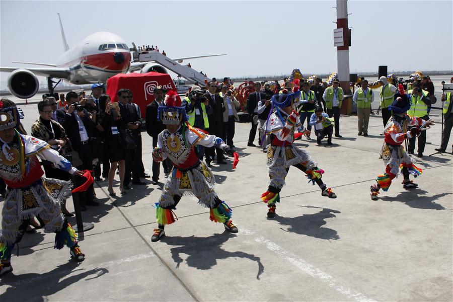 Avi?o cargueiro come?a a transportar produtos peruanos para China