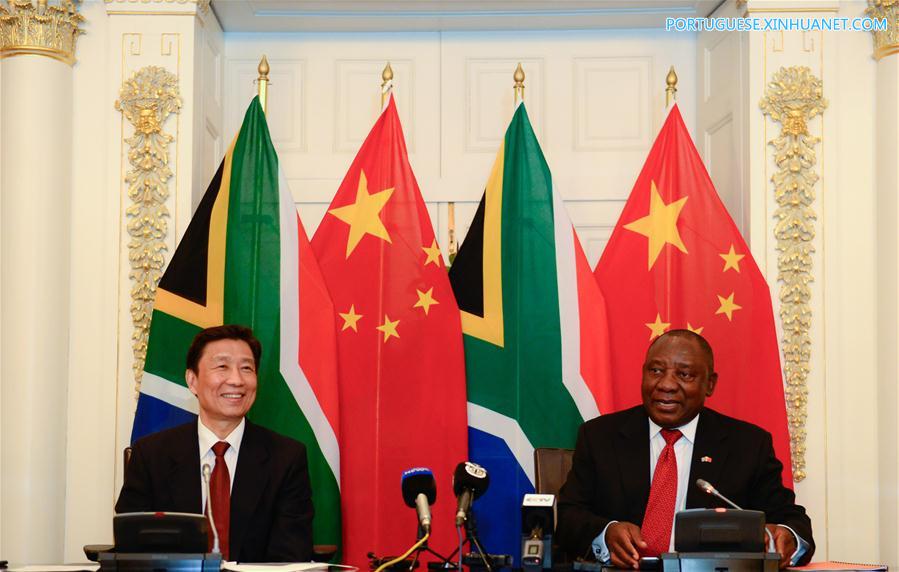 China e áfrica do Sul concordam com cinco principais áreas de coopera??o