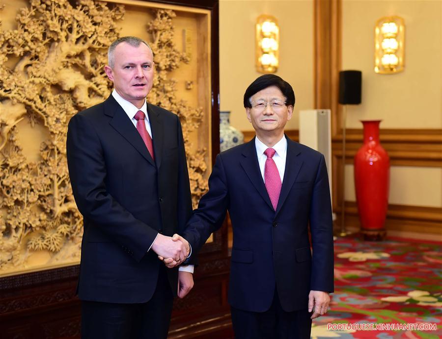 China e Belarus concordam em expandir coopera??o em aplica??o da lei