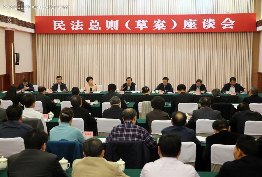 Mais alto legislador enfatiza sugest?es para elabora??o de código civil