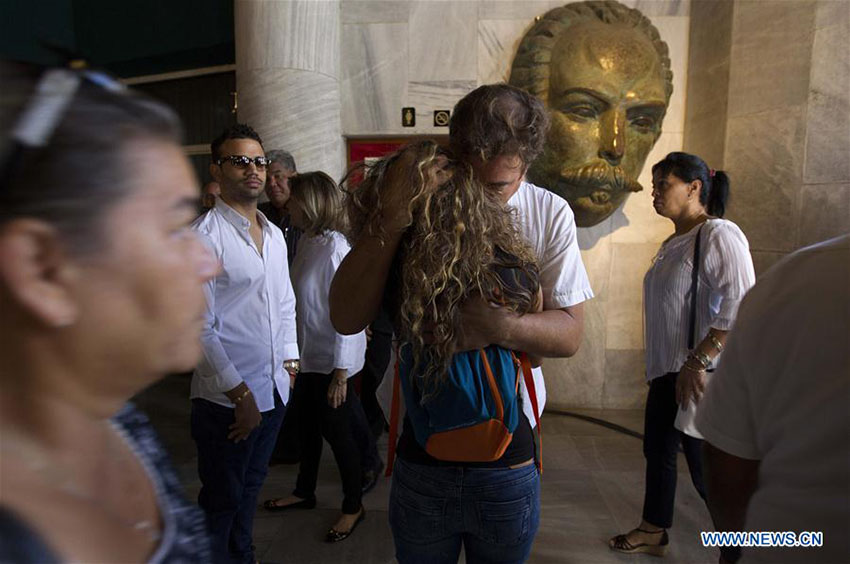 Capital de Cuba imersa em tristeza durante período de luto pelo falecimento de Fidel Castro