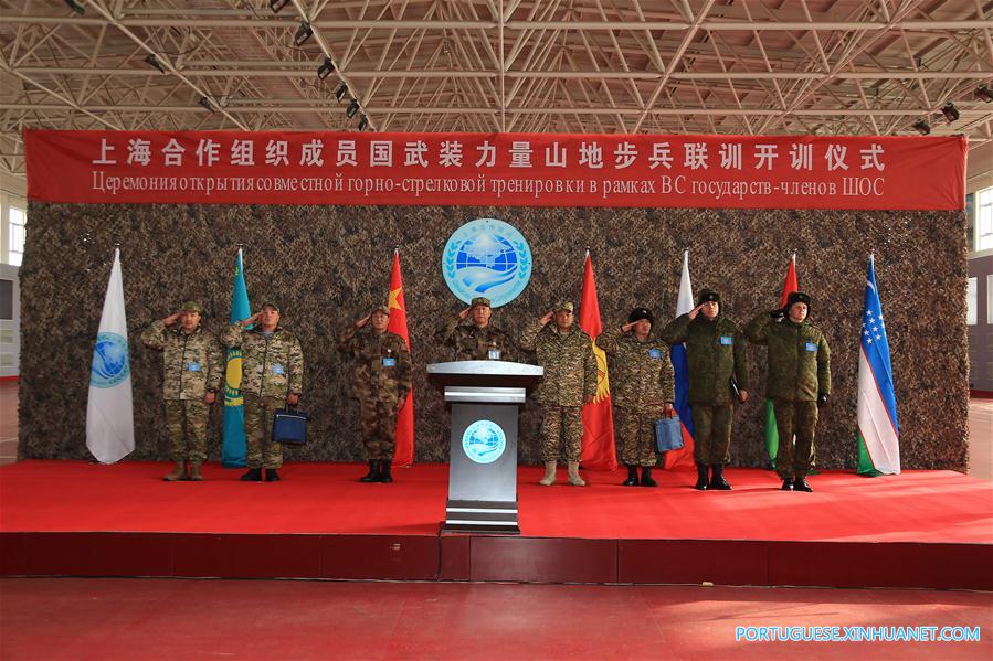 For?as de infantaria de membros da SCO realizam treinamento conjunto